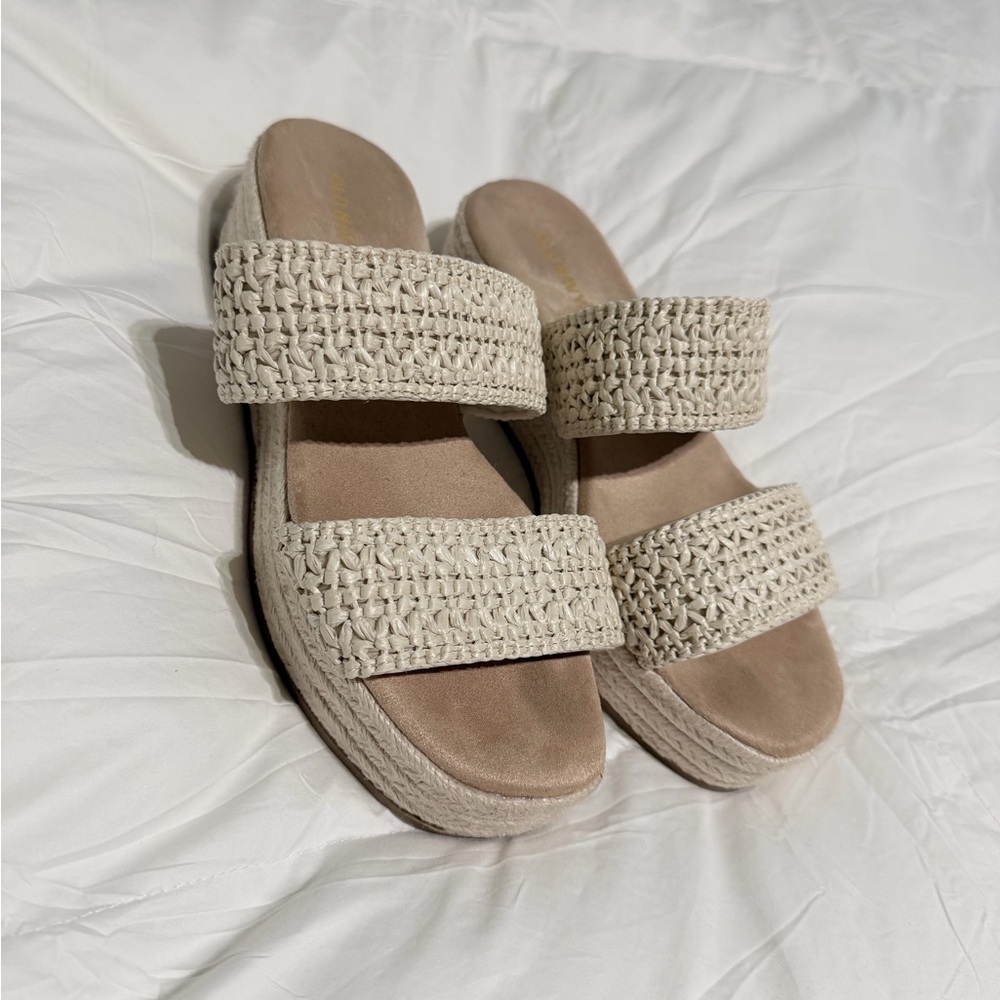 Old Navy Beige Woven Espadrille Slides